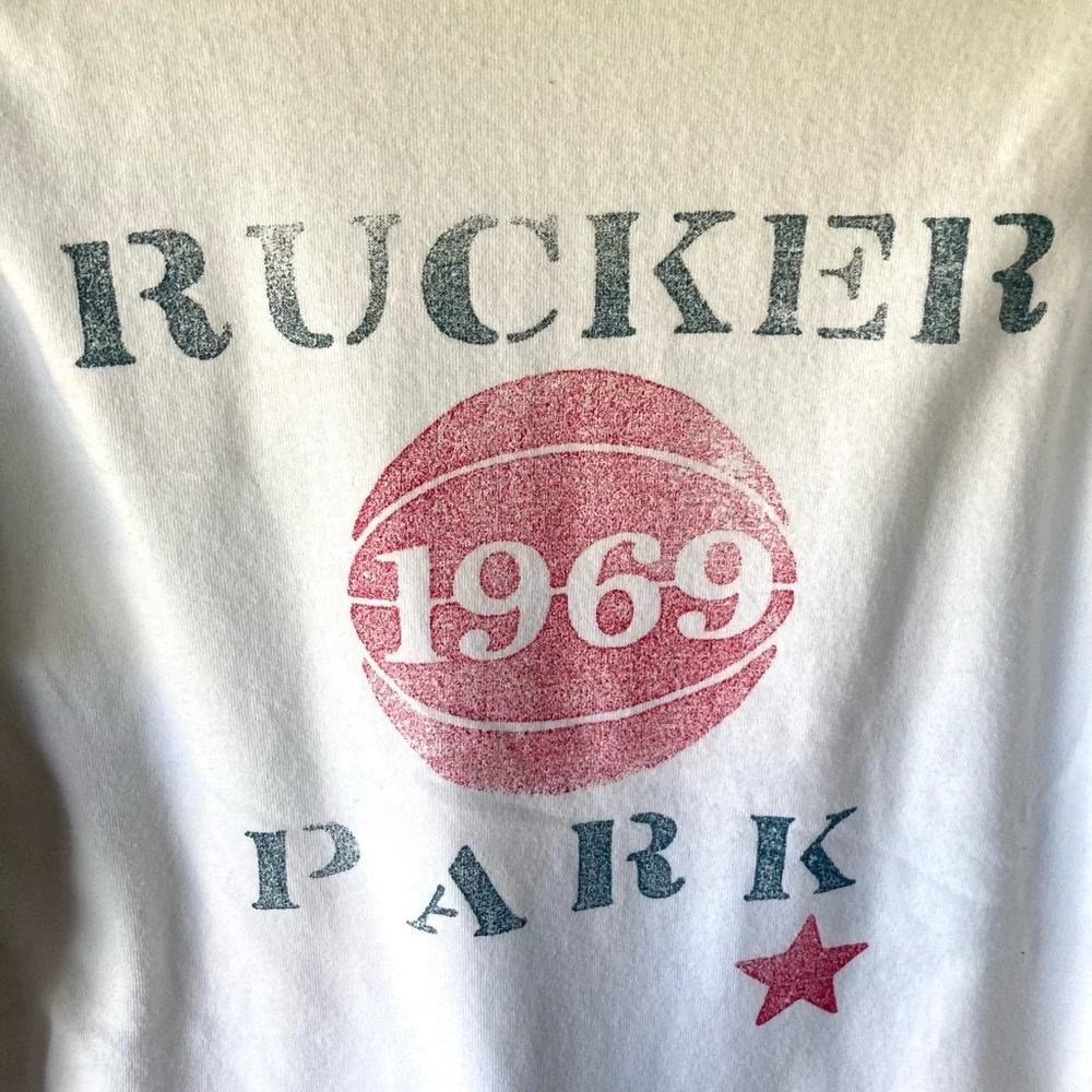 Gap Rucker Park Basketball Long Sleeve Tee Size S